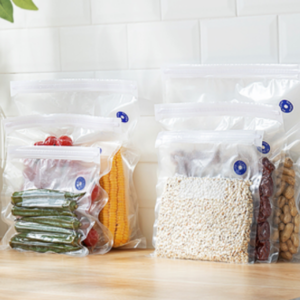 UrbanFinds Food Vacuum Compression Bag Set (A0303TA)