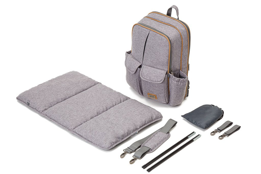 Bizzi Growin RUCPOD Baby Travel Bag and Cot - Backpack Version