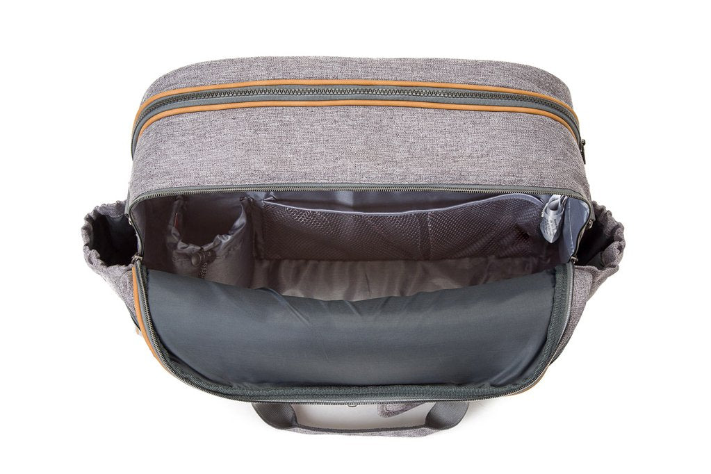 Bizzi Growin RUCPOD Baby Travel Bag and Cot - Backpack Version