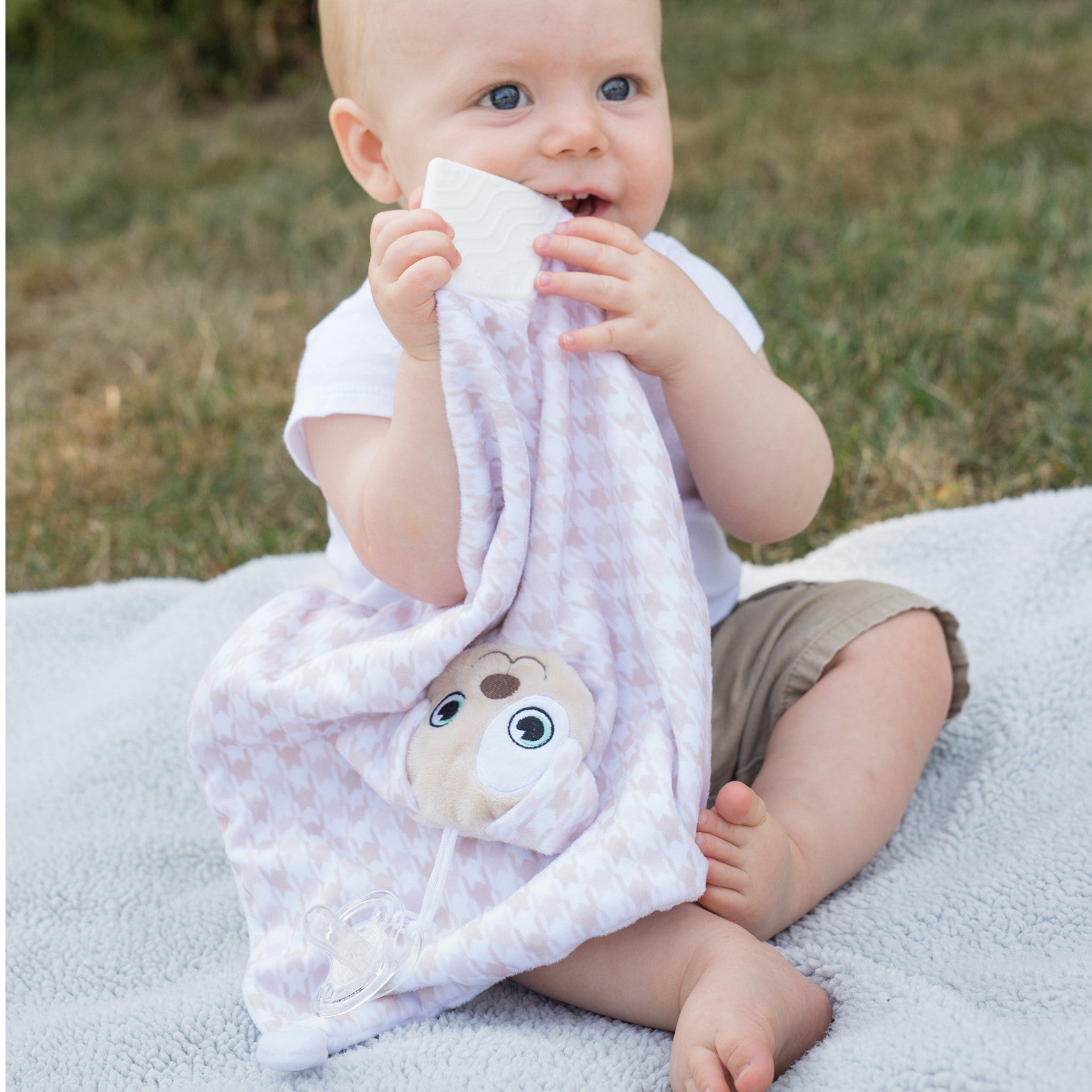 Booginhead PaciPal Teether Blanket & Soother Holder