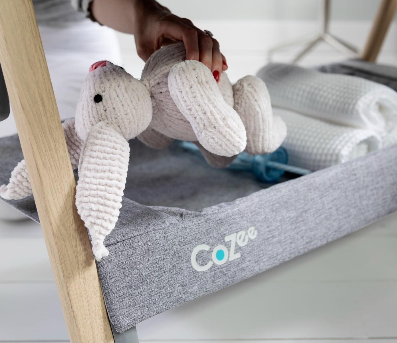 Tutti Bambini CoZee Bedside Crib