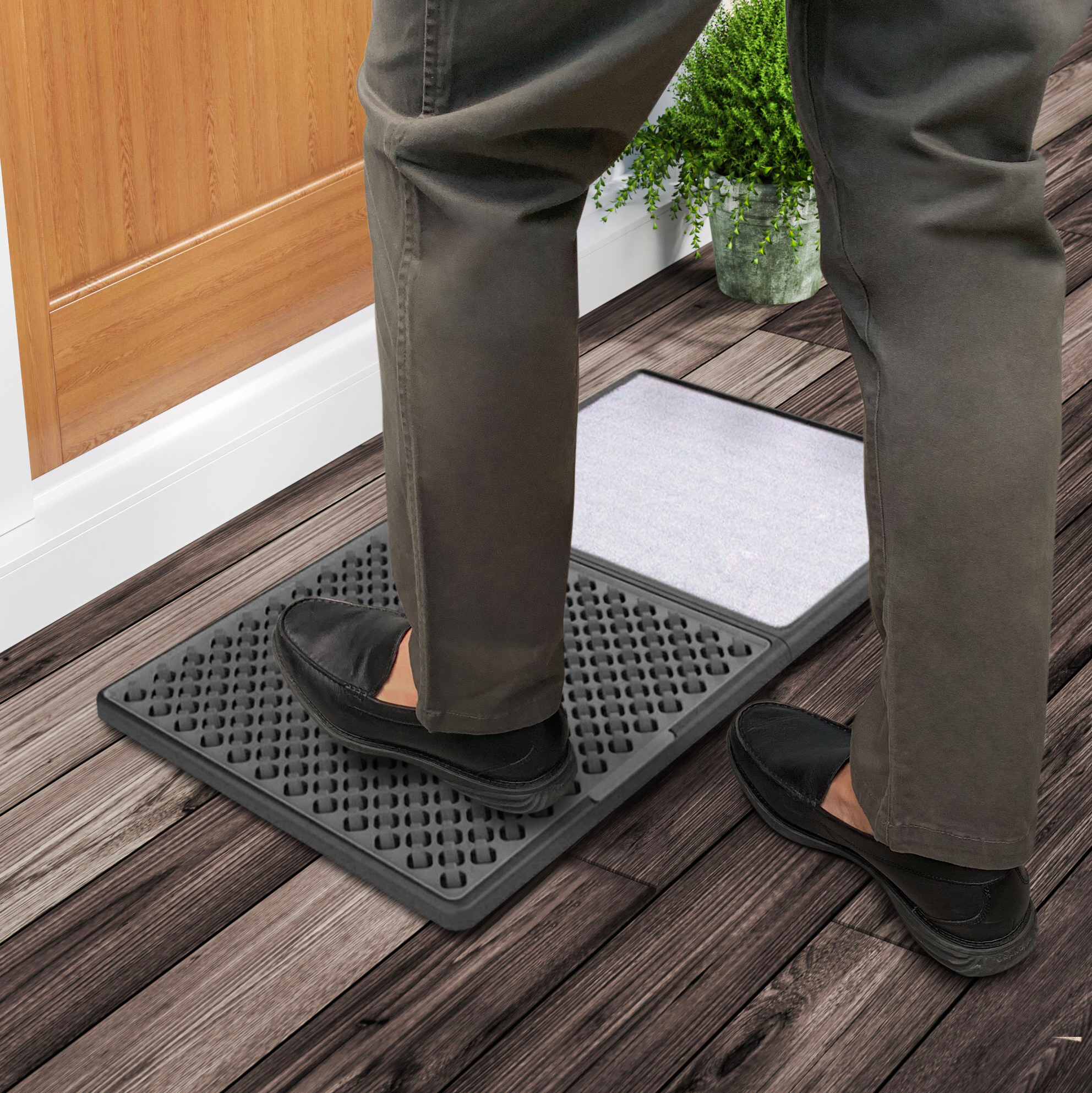 Clever Spaces Shoe Disinfecting Mat