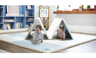 Folding Play Mat by CreamHaus non-toxic play mat review