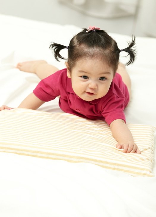 Mamaway Medical Grade Hypoallergenic Pillow from Newborn to Toddlers