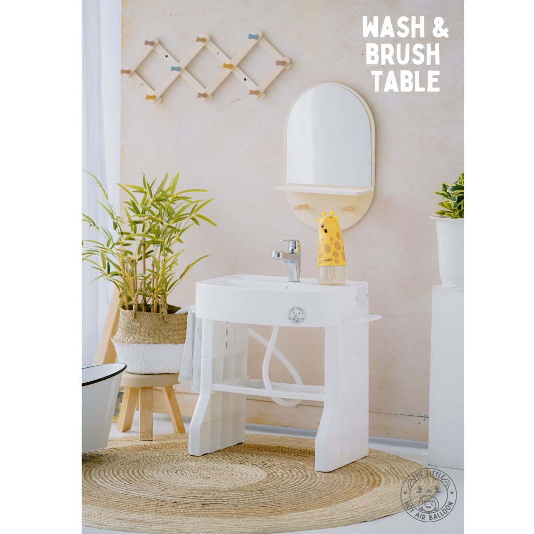 The Little Hot Air Balloon Wash and Brush Table